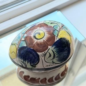 VTG Mexican Pottery Signed Trinket Egg shaped Blue/green/yellow/brown flowers